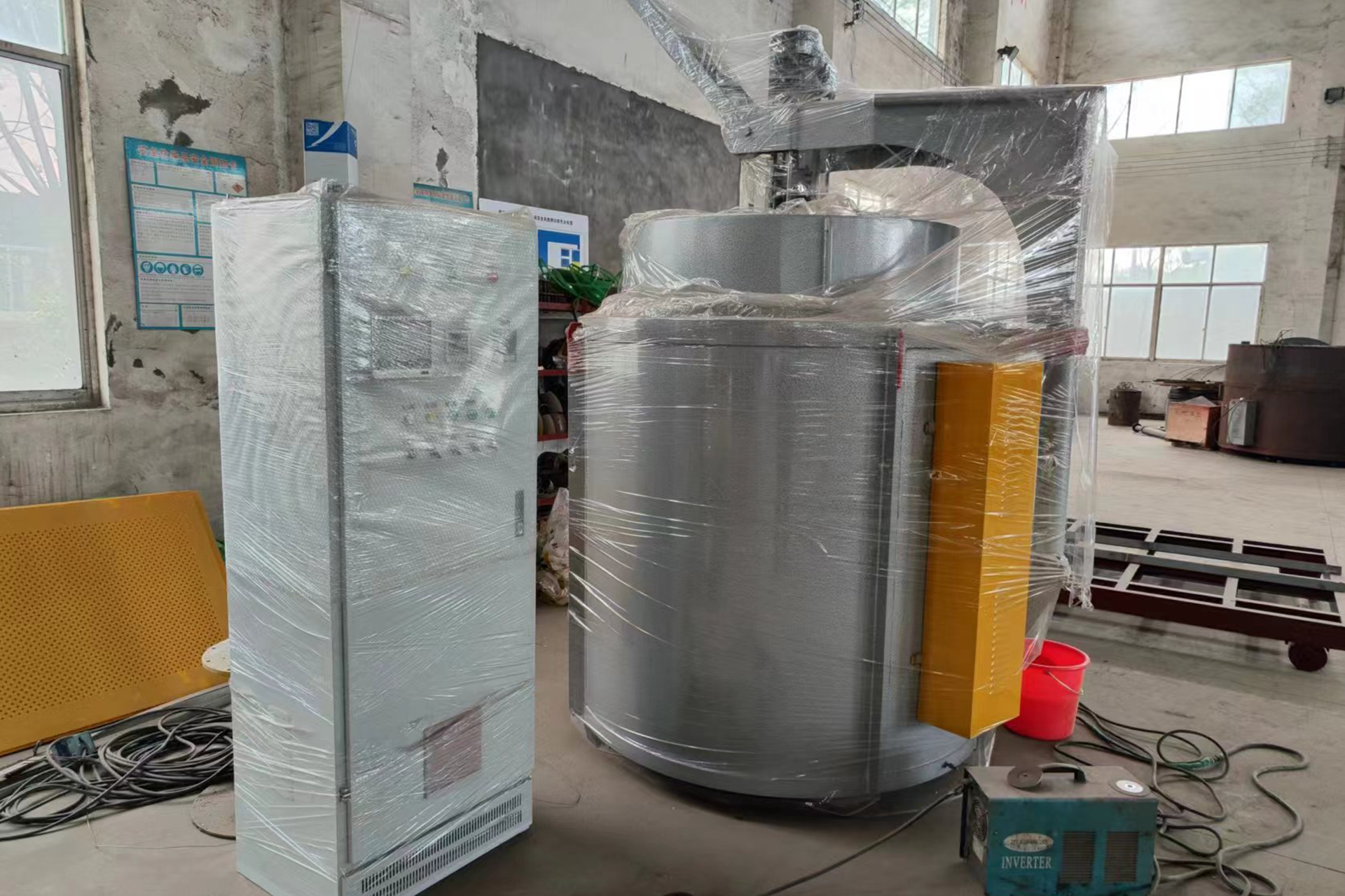 Annealing furnace-screws heat treatment