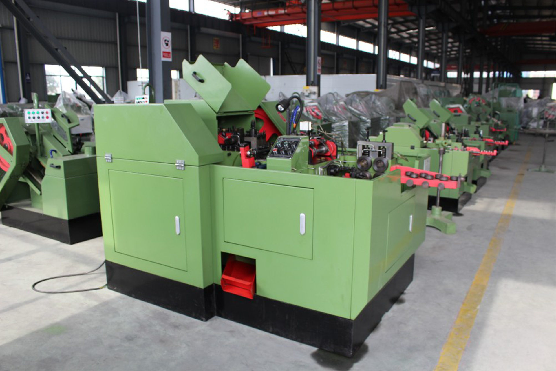 Screw making machine banner