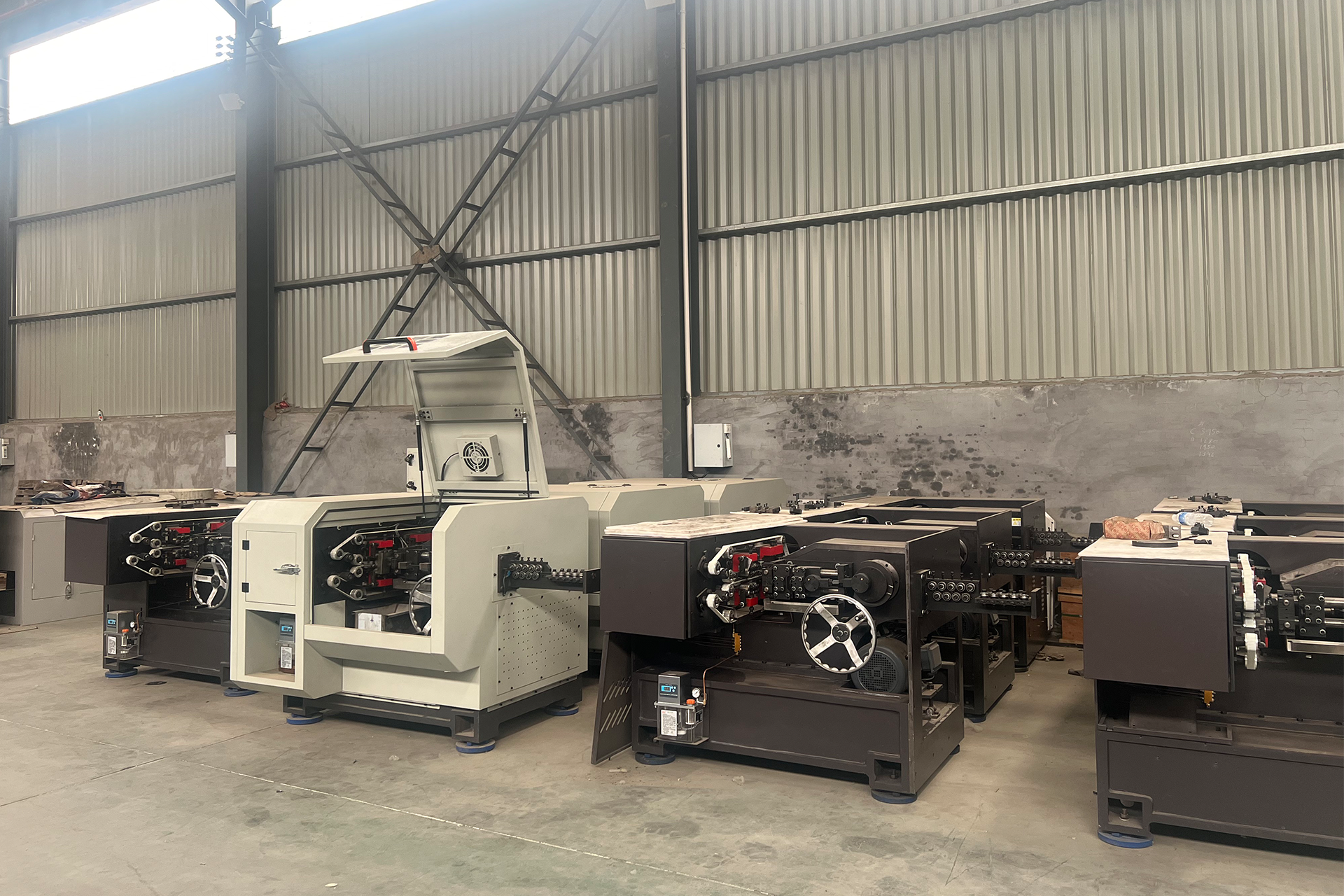 High-speed nail-making machine, wire nail-making machine